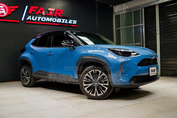 Toyota Yaris Cross 2021 Blue