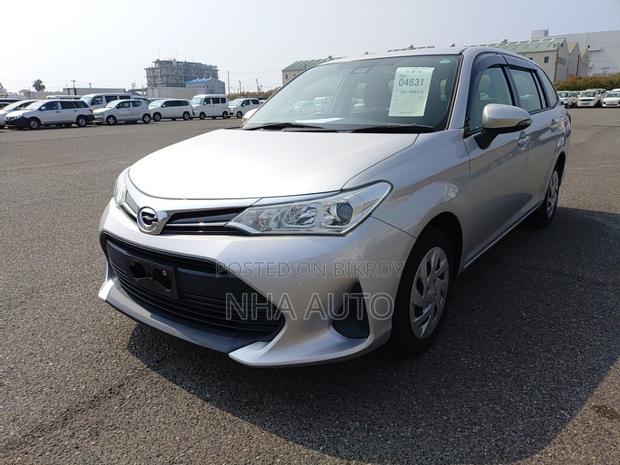 Toyota Corolla Fielder 1.5 Petrol FWD 2021 Silver