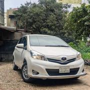 Toyota Vitz 1.3 FWD 5dr 2012 Pearl for sale
