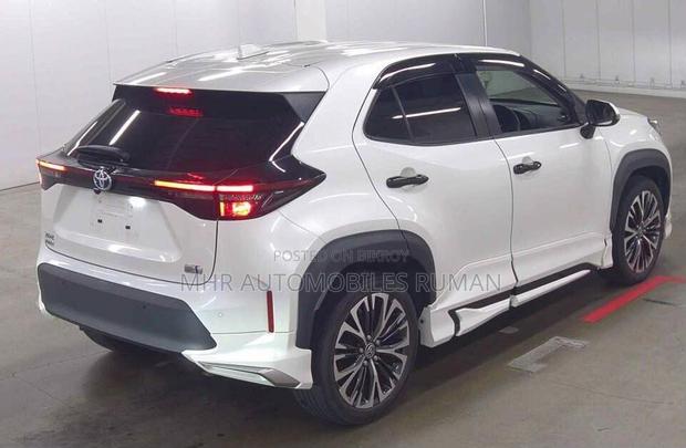 Toyota Yaris Cross 2021 Pearl