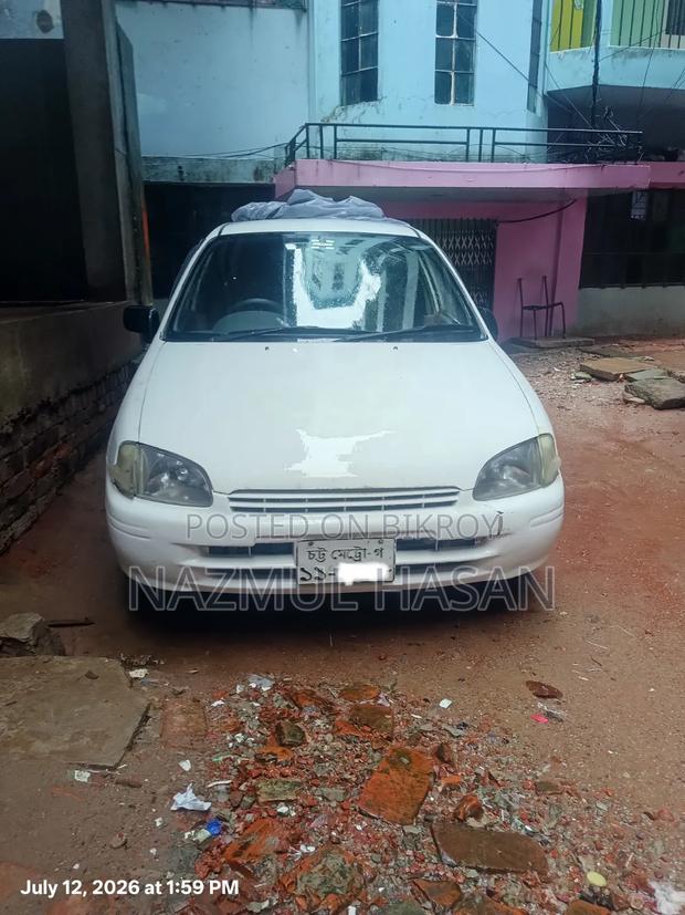 Toyota Starlet 1996 White