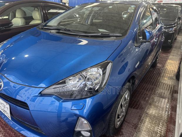 Toyota Aqua G 2014 Blue