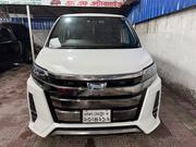Toyota Noah 1.8 FWD Hybrid (7 Seater) 2018 Pearl for sale