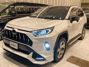 Toyota RAV4 Hybrid 2020 Pearl for sale