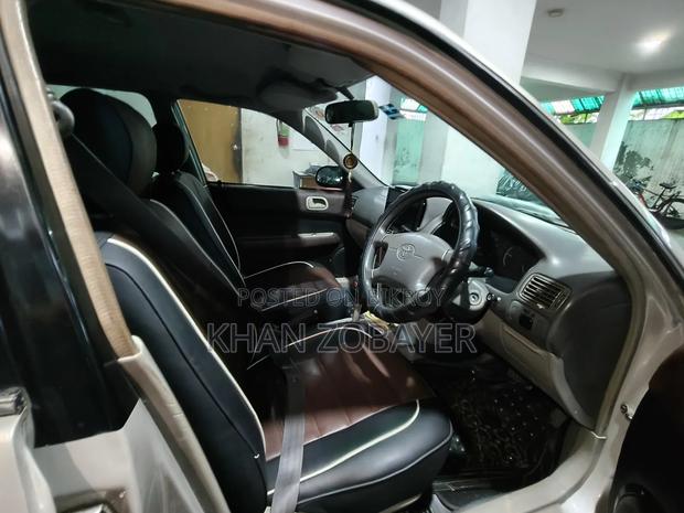 Toyota Corolla 2000 Pearl