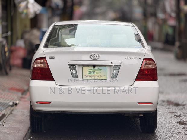 Toyota Corolla 2005 White
