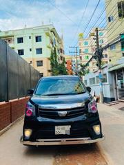 Toyota Noah 2012 Black for sale