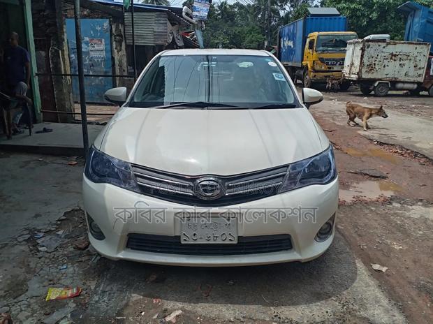Toyota Axio 2013 White