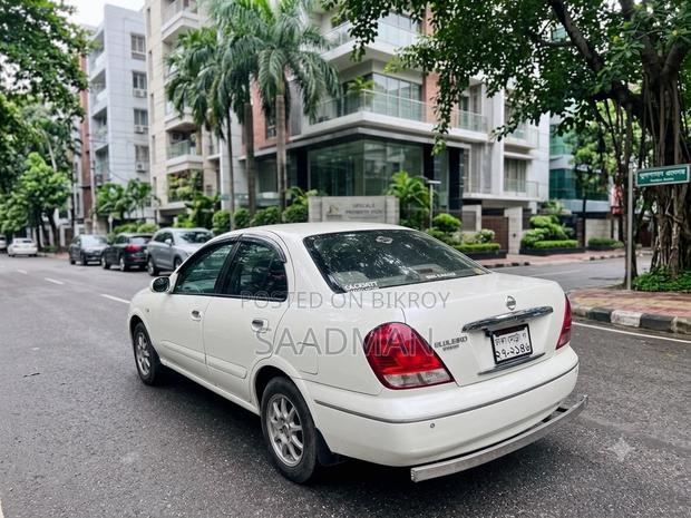 Nissan Bluebird Sylphy Automatic 2004 Pearl