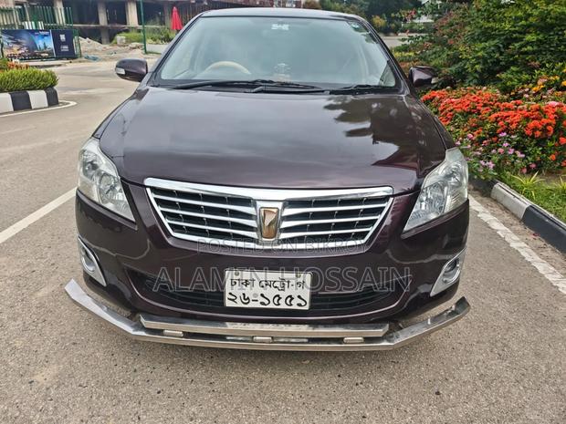 Toyota Premio 2012 Red
