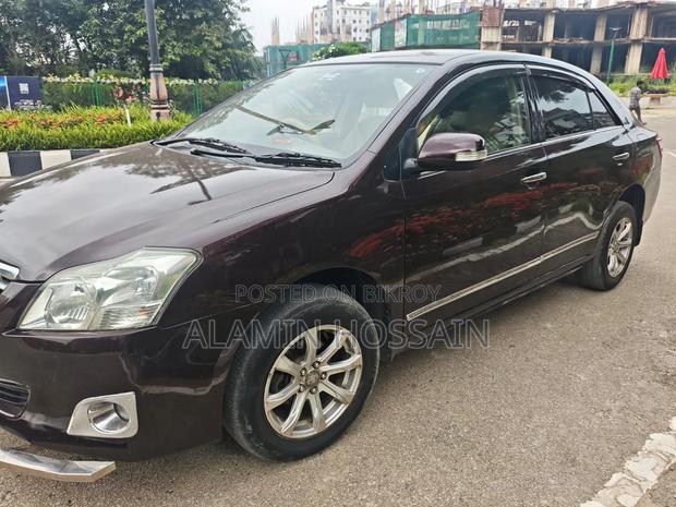 Toyota Premio 2012 Red