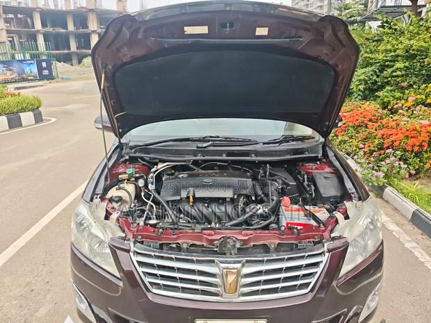 Toyota Premio 2012 Red
