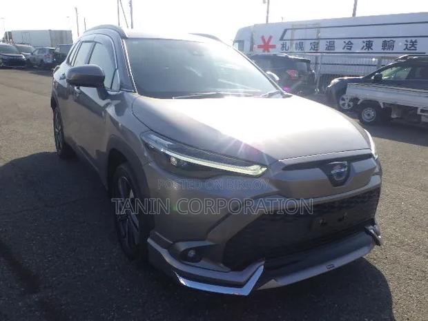 Toyota Corolla Cross 2023 Brown