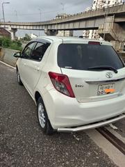 Toyota Vitz 2012 Pearl for sale