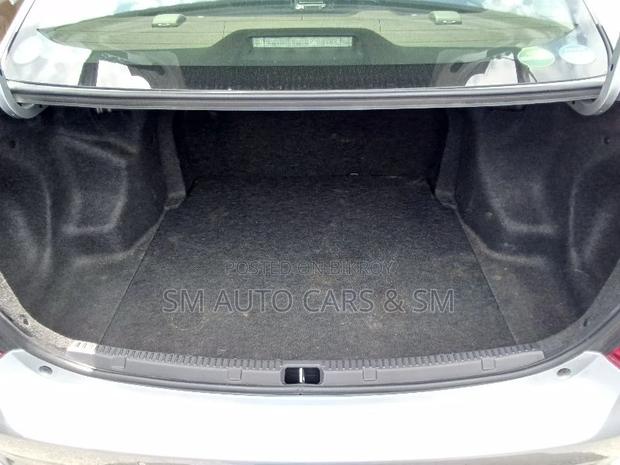 Toyota Axio 2021 Silver