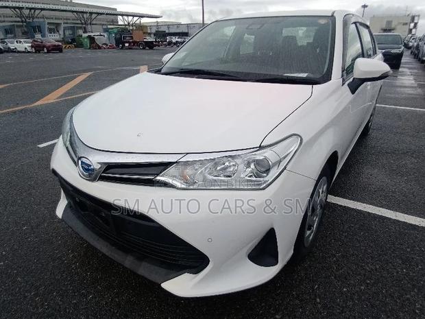 Toyota Axio 2021 White