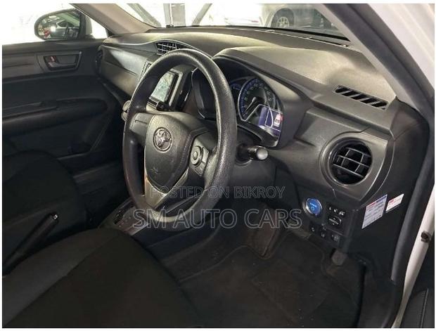 Toyota Axio 2021 White