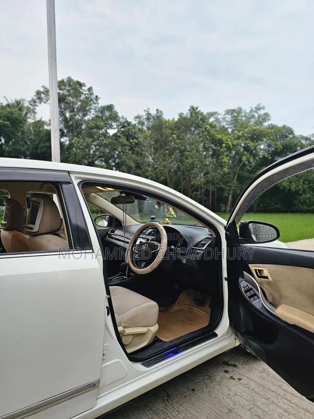 Toyota Premio 2016 Pearl