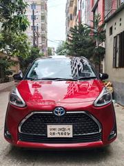 Toyota Sienta 2020 Red for sale