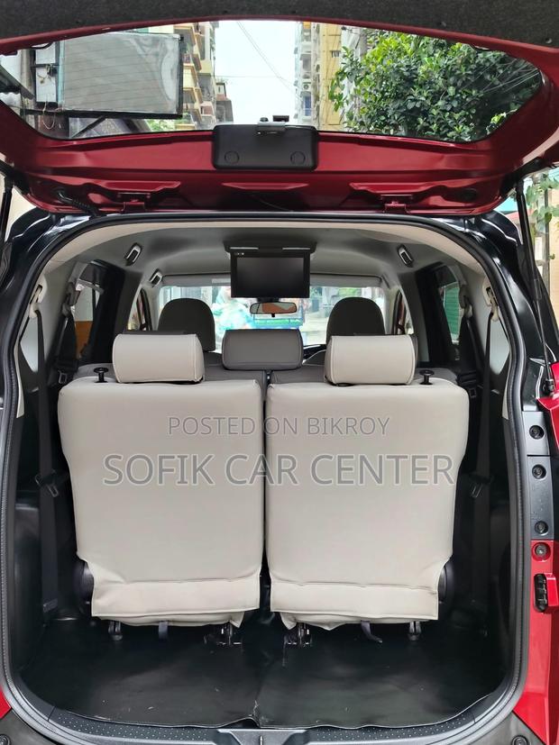 Toyota Sienta 2020 Red