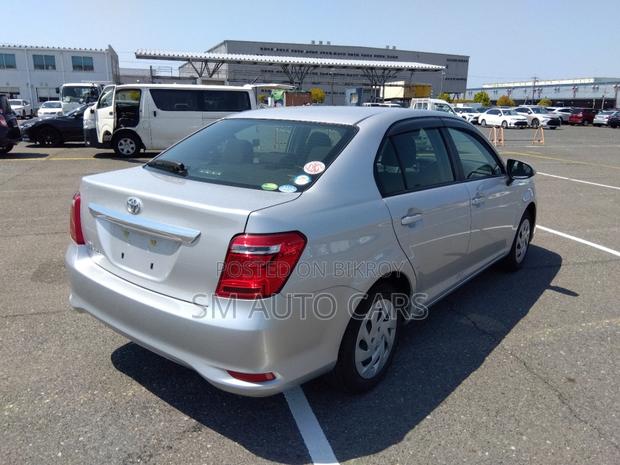 Toyota Axio 2021 Silver