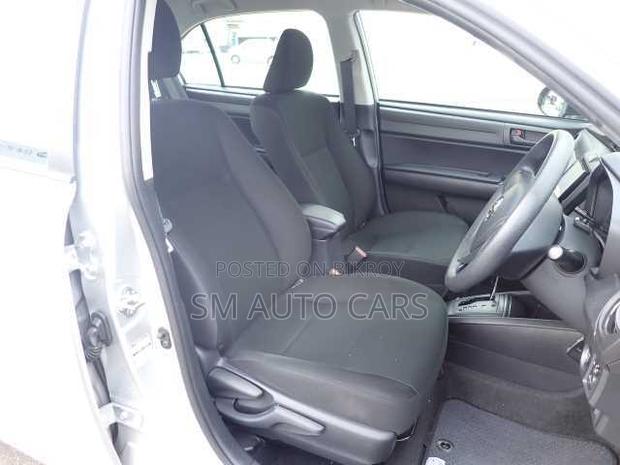 Toyota Axio 2021 Silver