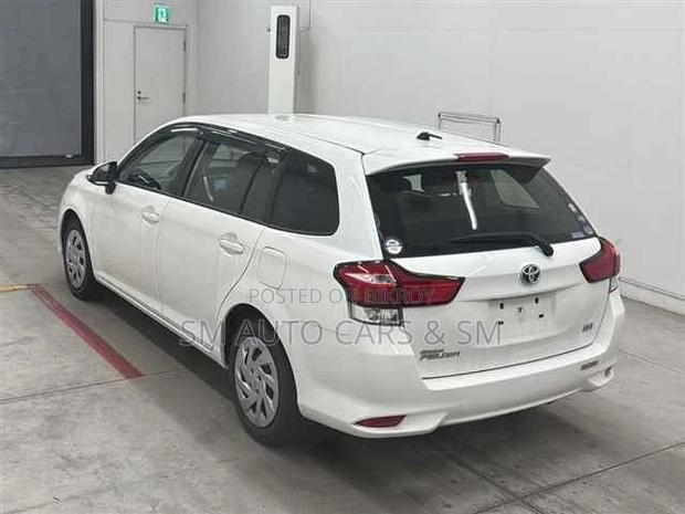 Toyota Corolla Fielder 1.5 Hybrid FWD 2021 White