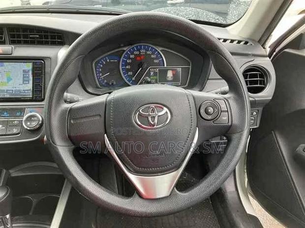 Toyota Corolla Fielder 1.5 Hybrid FWD 2021 White