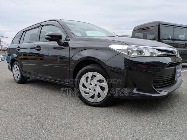 Toyota Corolla Fielder 2021 Black