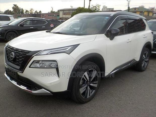 Nissan X-Trail 1.5 Hybrid AWD 2023 Pearl