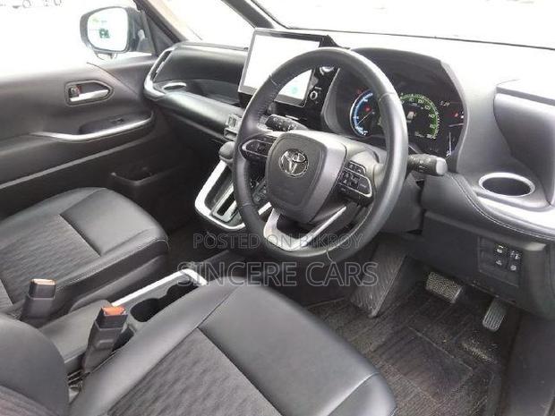 Toyota Noah 2022 Black