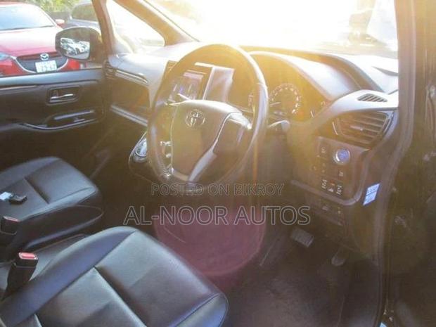 Toyota Esquire 2021 Black