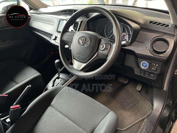Toyota Corolla Fielder 1.5 Hybrid FWD 2021 Black