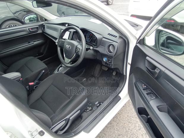 Toyota Axio 2021 White