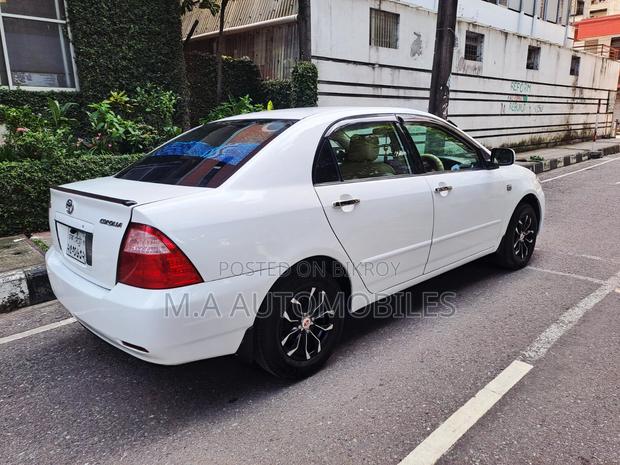 Toyota Corolla 2005 White