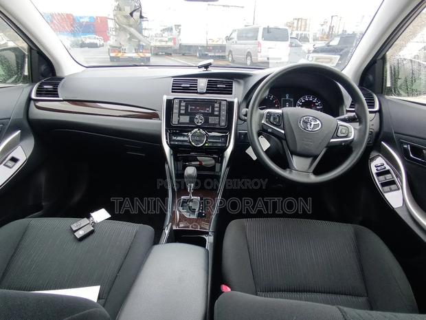Toyota Allion 2021 Silver
