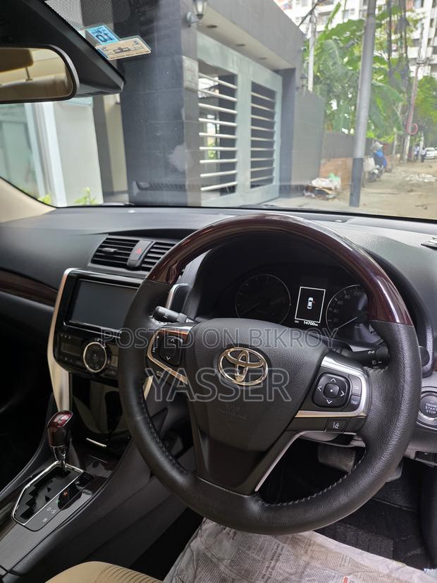 New Toyota Premio 1.5 FWD 2016 Red