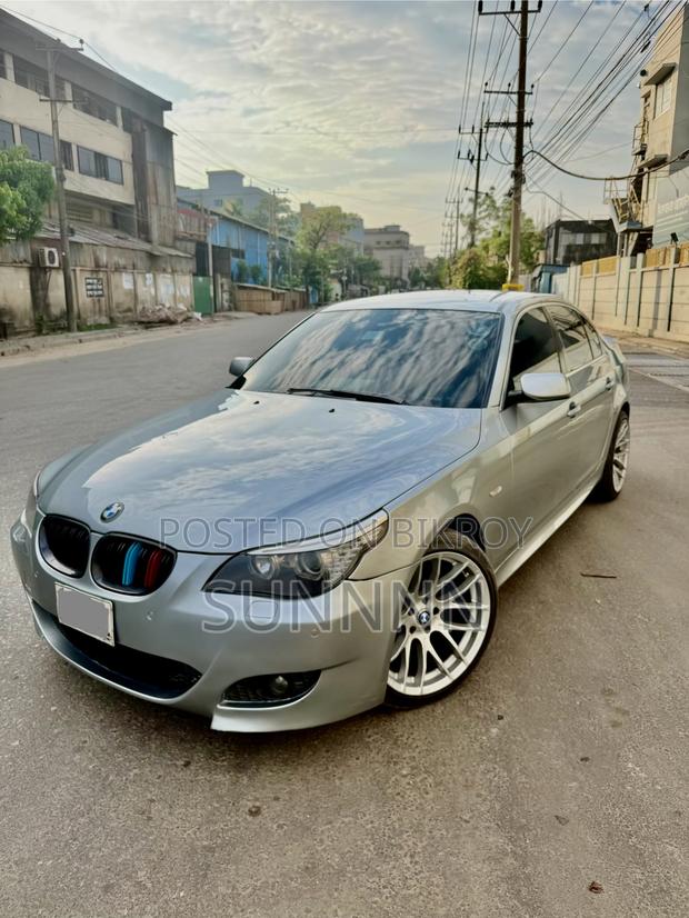BMW 525i 2005 Silver