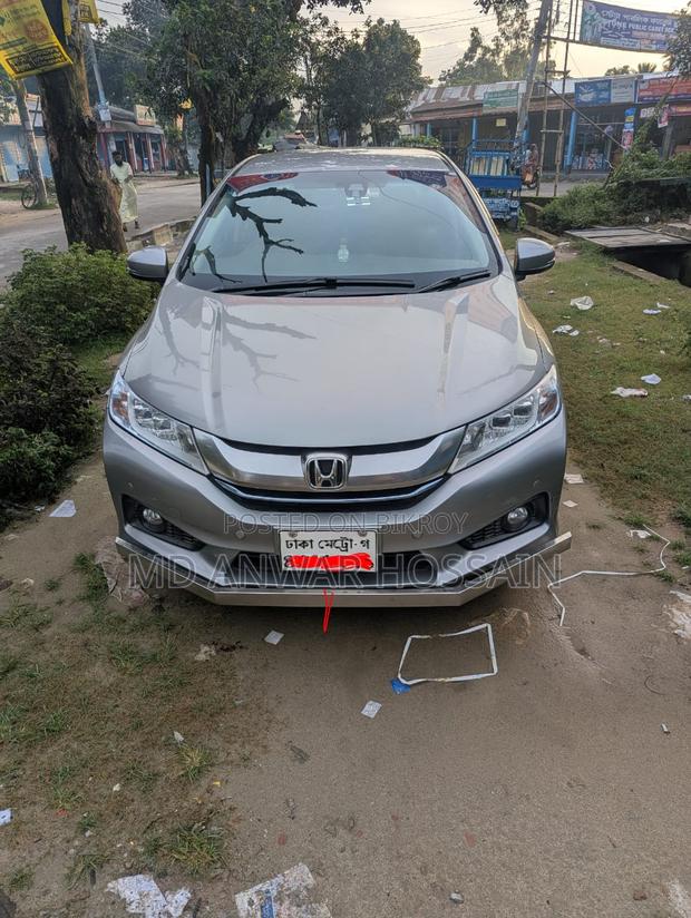 Honda Grace 2015 Gray