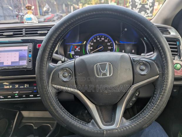 Honda Grace 2015 Gray
