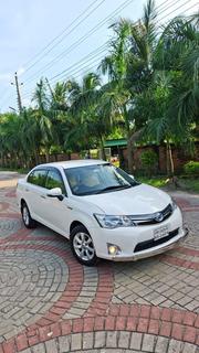 Toyota Axio 1.5 Hybrid 2WD 2014 White for sale