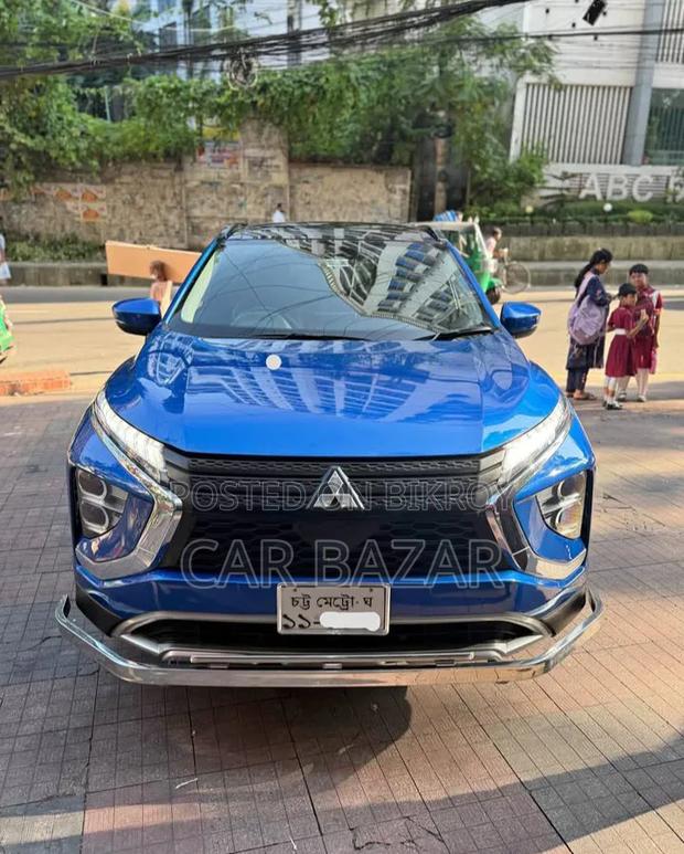 Mitsubishi Eclipse Cross 2023 Blue