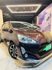 Toyota Aqua 2015 Red for sale