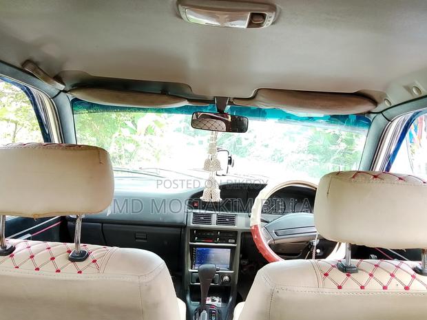 Toyota Corolla 1997 White