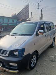 Toyota Noah 2005 Silver for sale