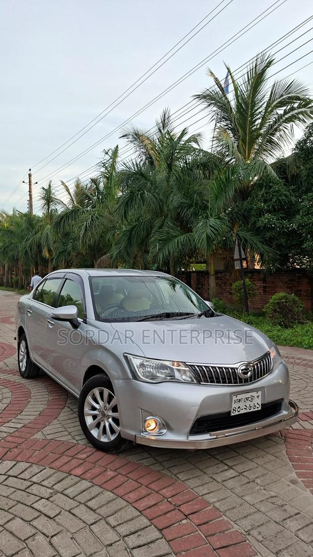 Toyota Axio 2013 Silver
