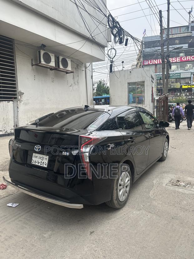 Toyota Prius 2018 Black