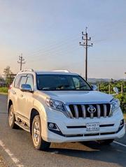 Toyota Land Cruiser Prado 2012 Pearl for sale
