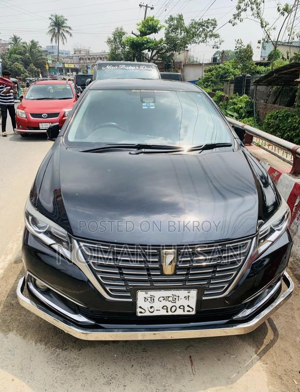 Toyota Premio 2016 Black