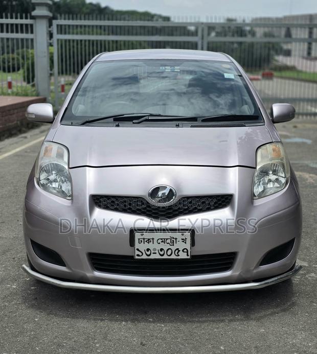Toyota Vitz 2010 Pink